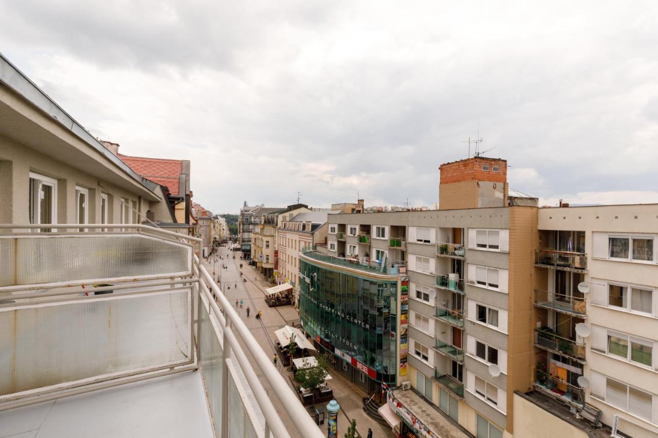 Apartments Tgm 11 Karlovy Vary Ngoại thất bức ảnh