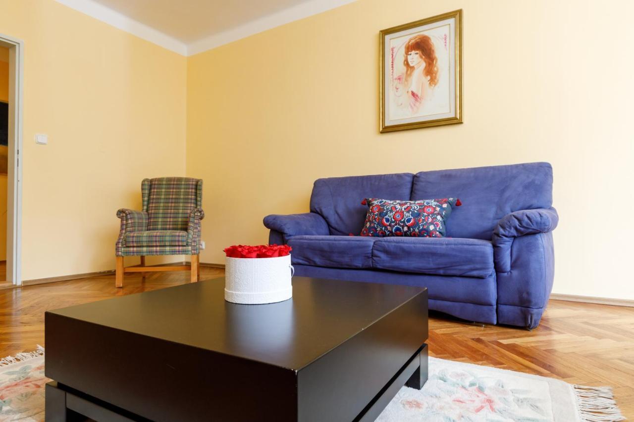 Apartments Tgm 11 Karlovy Vary Ngoại thất bức ảnh