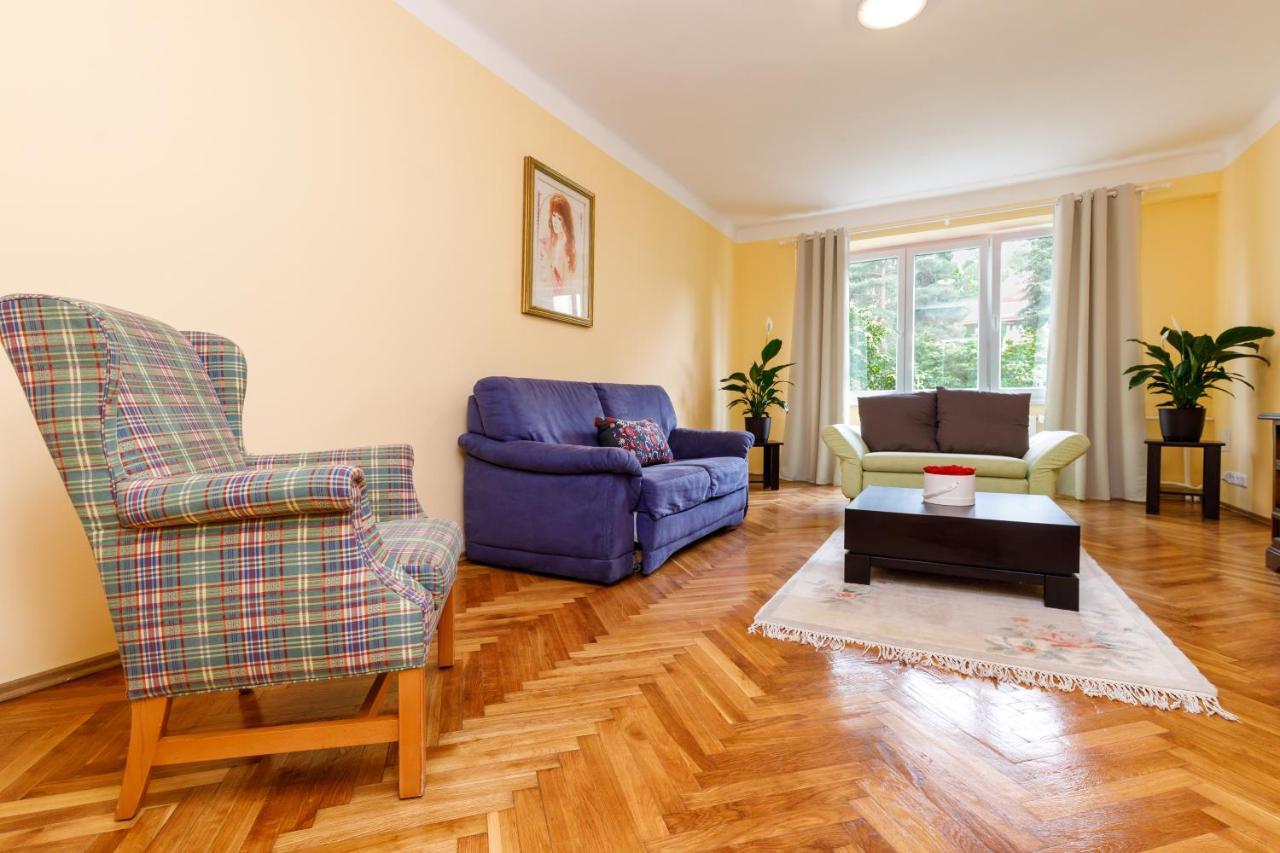 Apartments Tgm 11 Karlovy Vary Ngoại thất bức ảnh