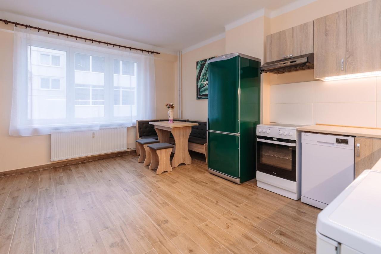 Apartments Tgm 11 Karlovy Vary Ngoại thất bức ảnh