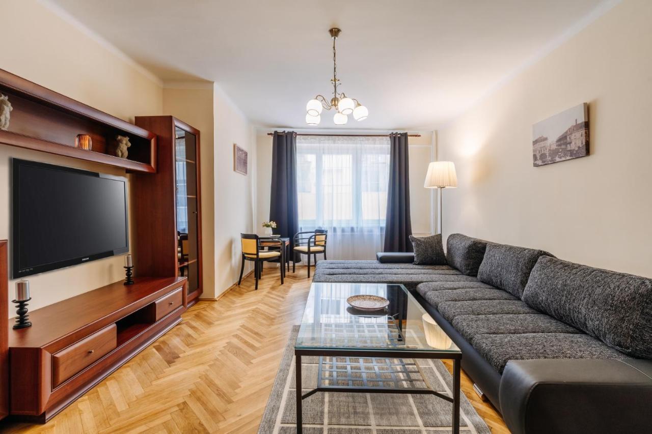 Apartments Tgm 11 Karlovy Vary Ngoại thất bức ảnh