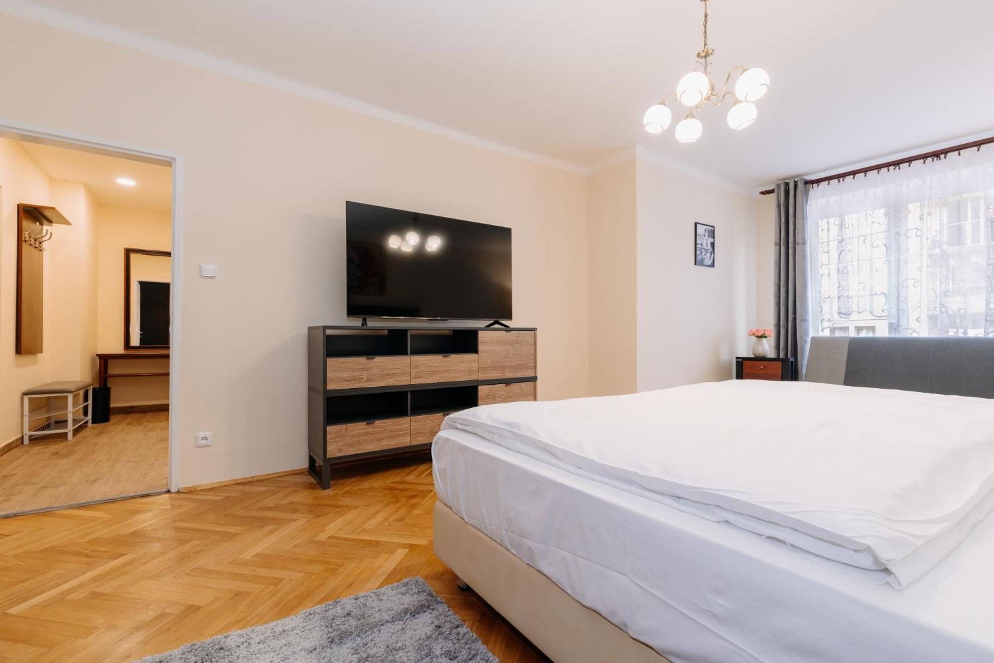 Apartments Tgm 11 Karlovy Vary Ngoại thất bức ảnh