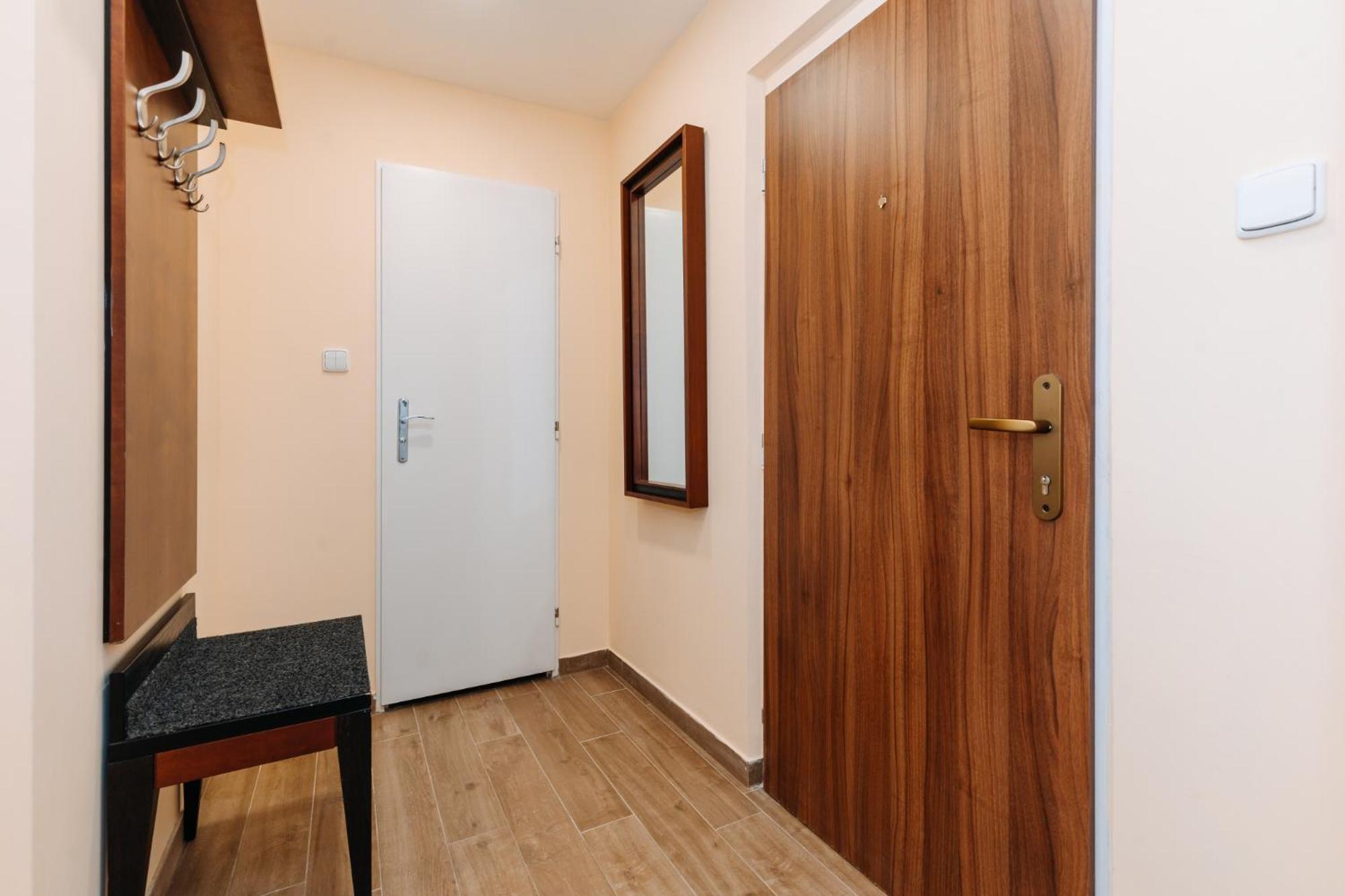 Apartments Tgm 11 Karlovy Vary Ngoại thất bức ảnh